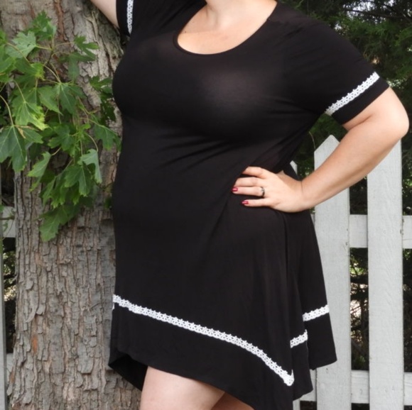 MOA USA Dresses & Skirts - Simply Stylish Plus Size 1XL Little Black Dress